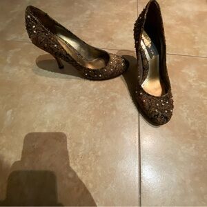Y2K Enzo Angiolini Brown Beaded Tapestry Pumps Size 7